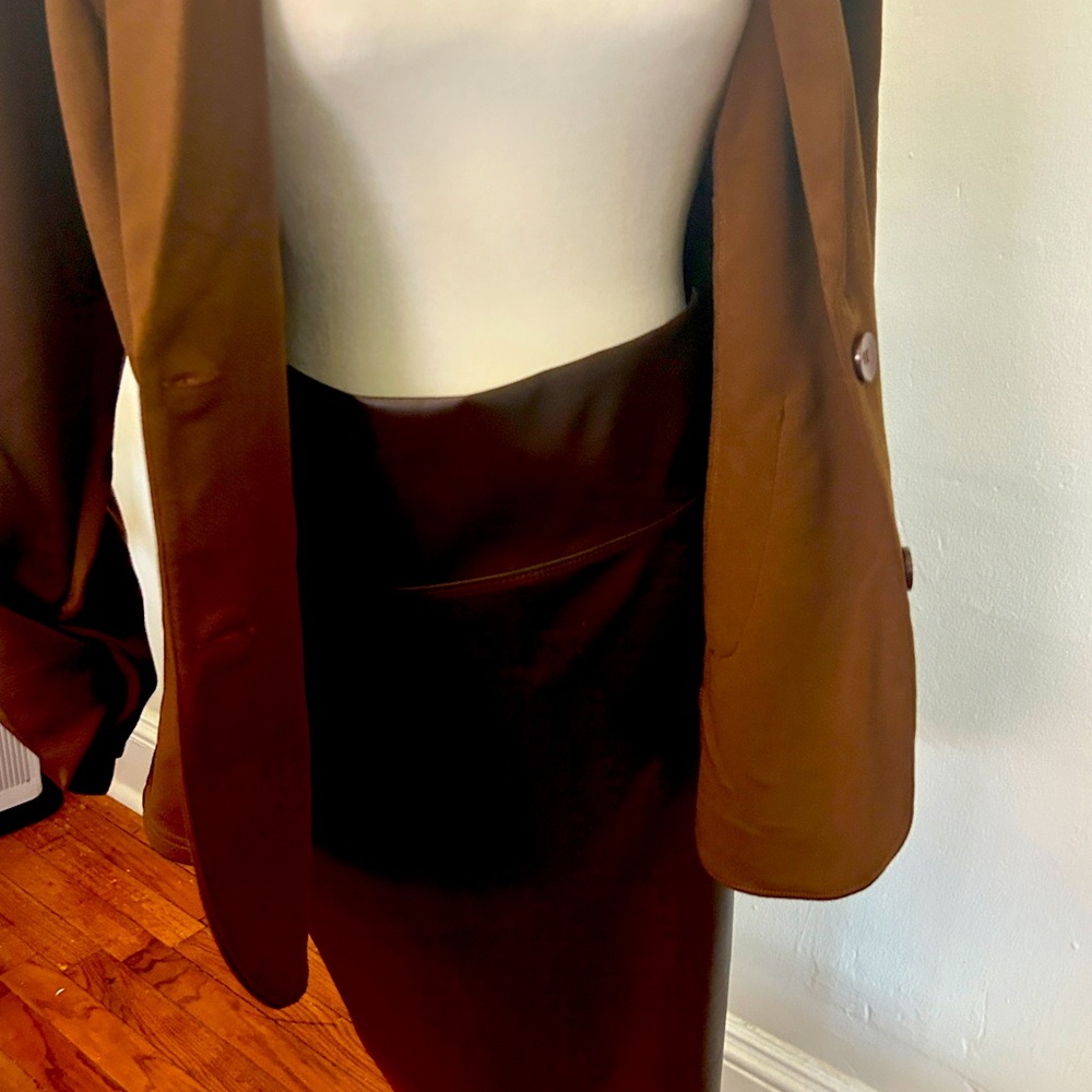 Faux leather skirt brown and brown blazer
